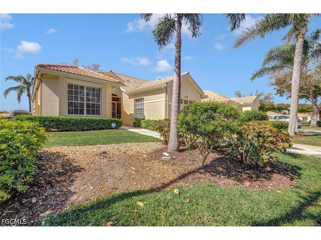 8777 E Bay Circle Fort Myers FL 33908 2026025686 image2