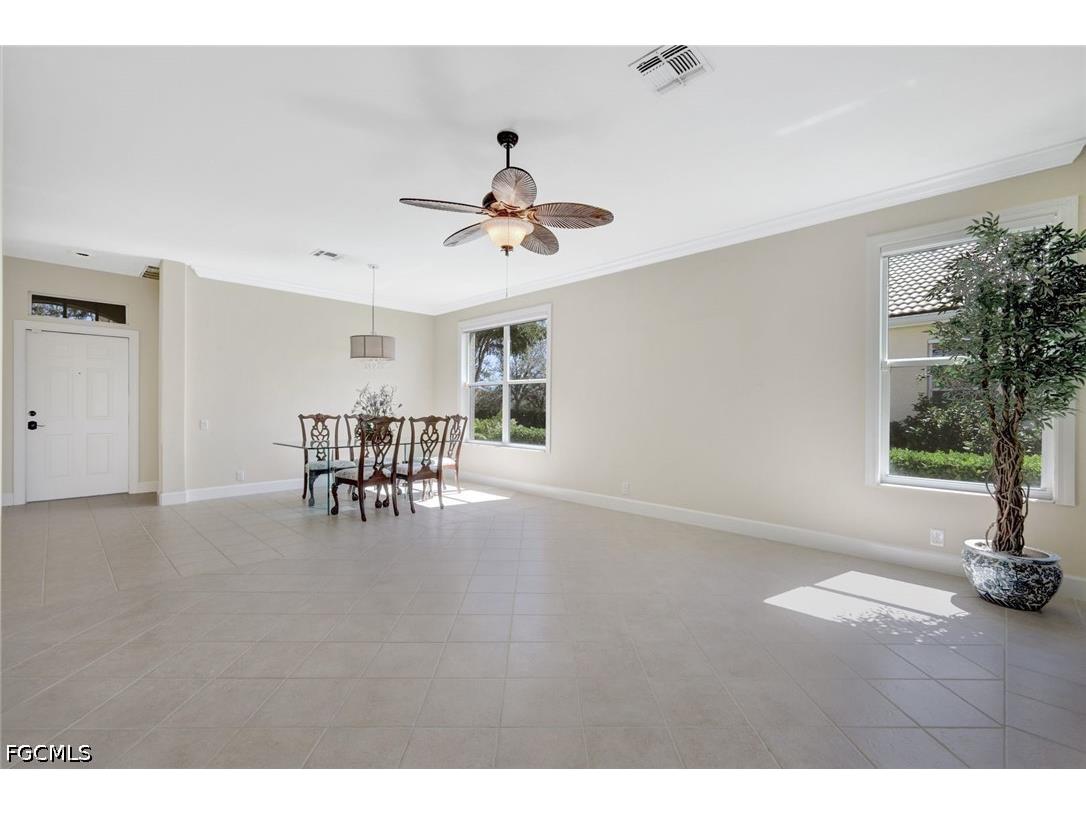 8777 E Bay Circle Fort Myers FL 33908 2026025686 image3