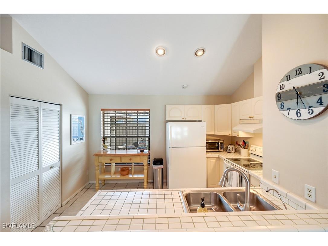 878 Meadowland Drive #4 Naples FL 34108 225060939 image7