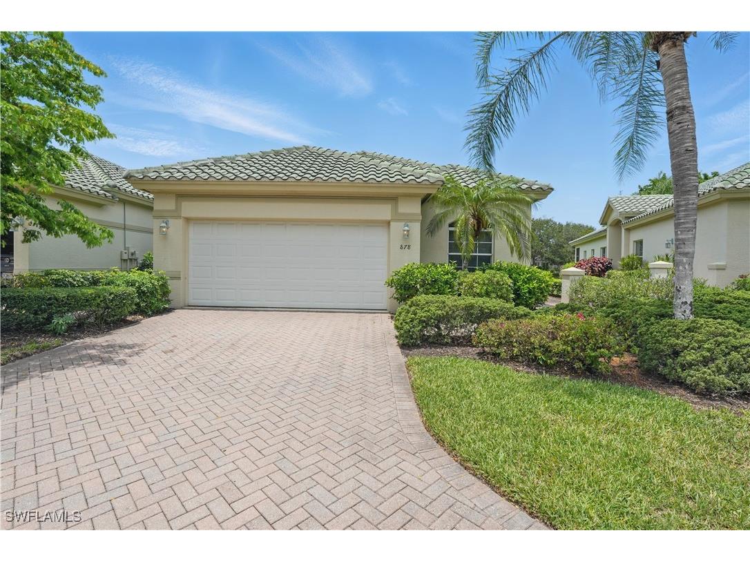878 Vistana Circle #50 Naples FL 34119 226001066 image1