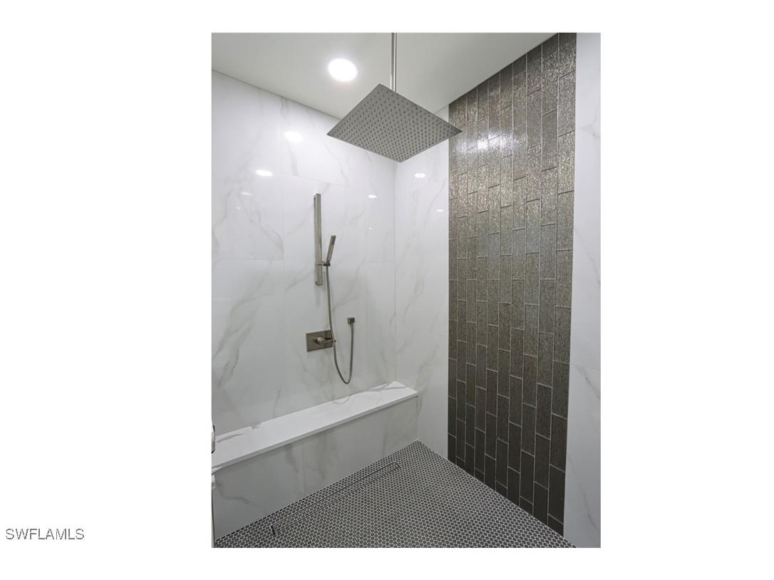 8780 Ventura Way Naples FL 34109 225052753 image14