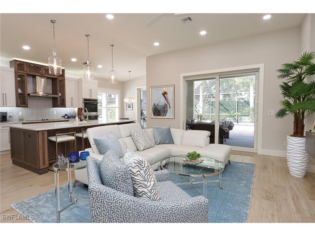 8780 Ventura Way Naples FL 34109 225052753 image3