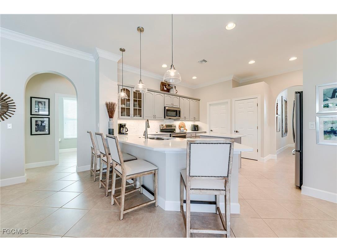 8782 New Castle Drive Fort Myers FL 33908 2025018299 image17