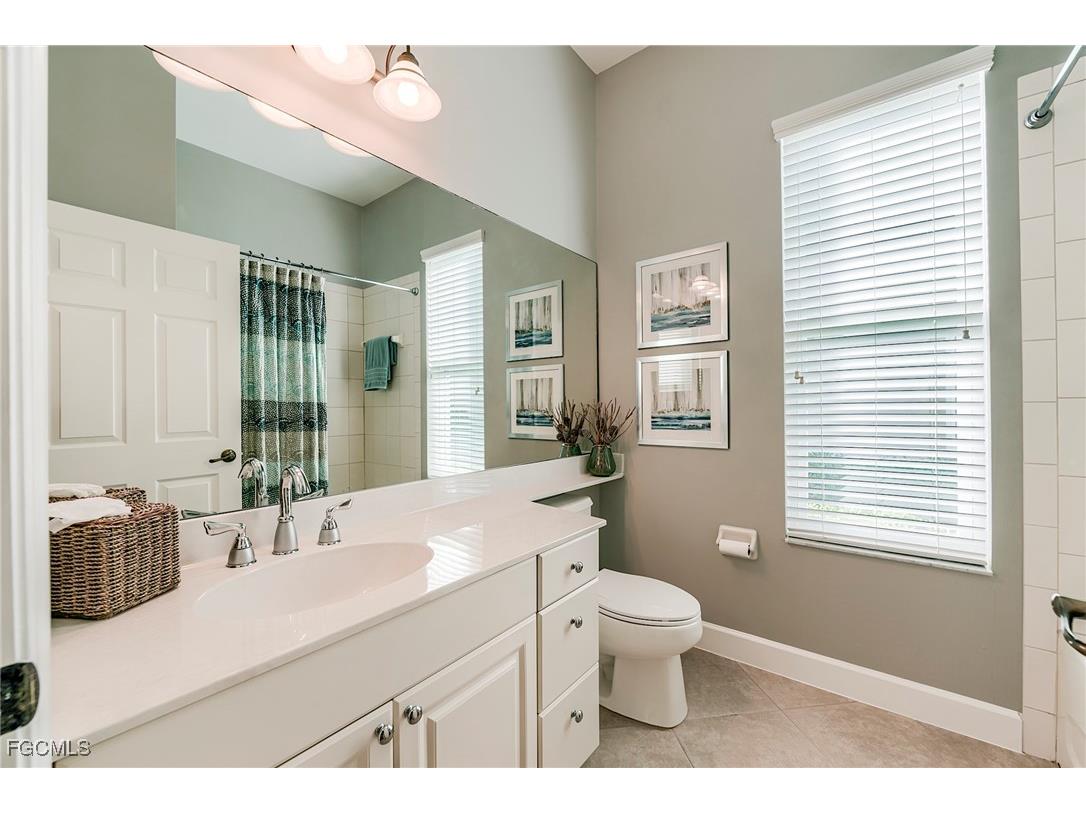 8782 New Castle Drive Fort Myers FL 33908 2025018299 image30