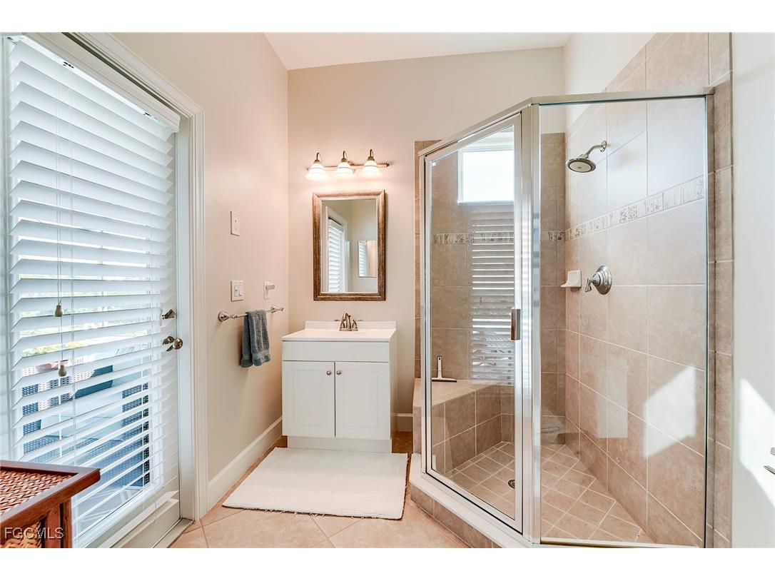 8782 New Castle Drive Fort Myers FL 33908 2025018299 image32