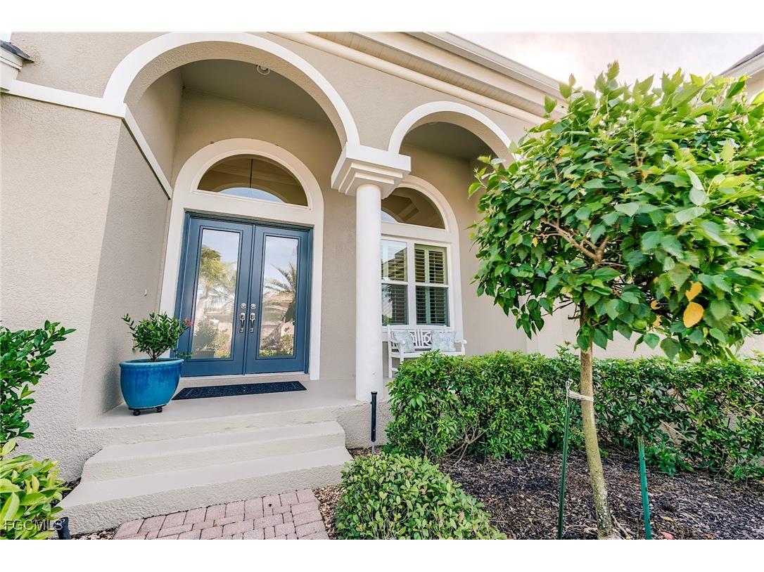 8782 New Castle Drive Fort Myers FL 33908 2025018299 image4