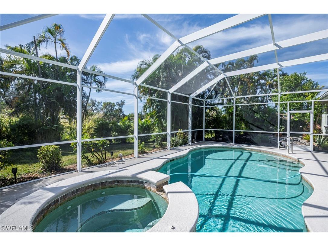 8783 Banyan Cove Circle Fort Myers FL 33919 224012210 image1