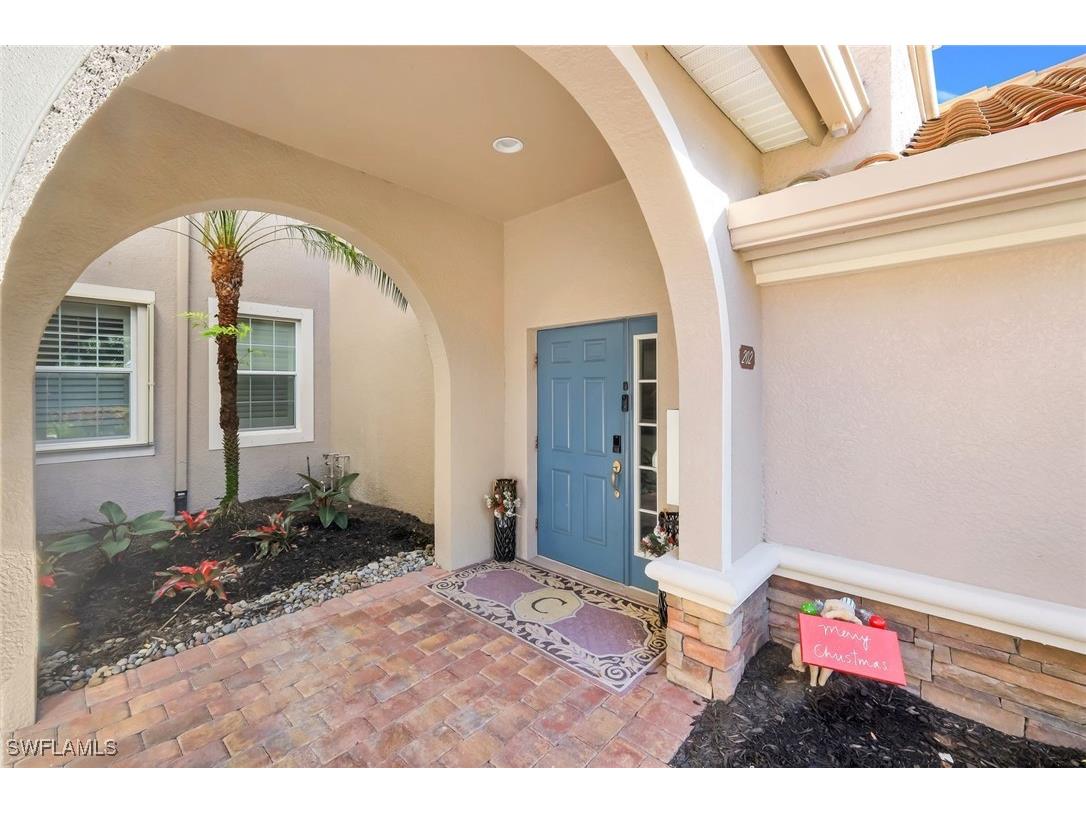 8783 Coastline Court #202 Naples FL 34120 225084749 image5