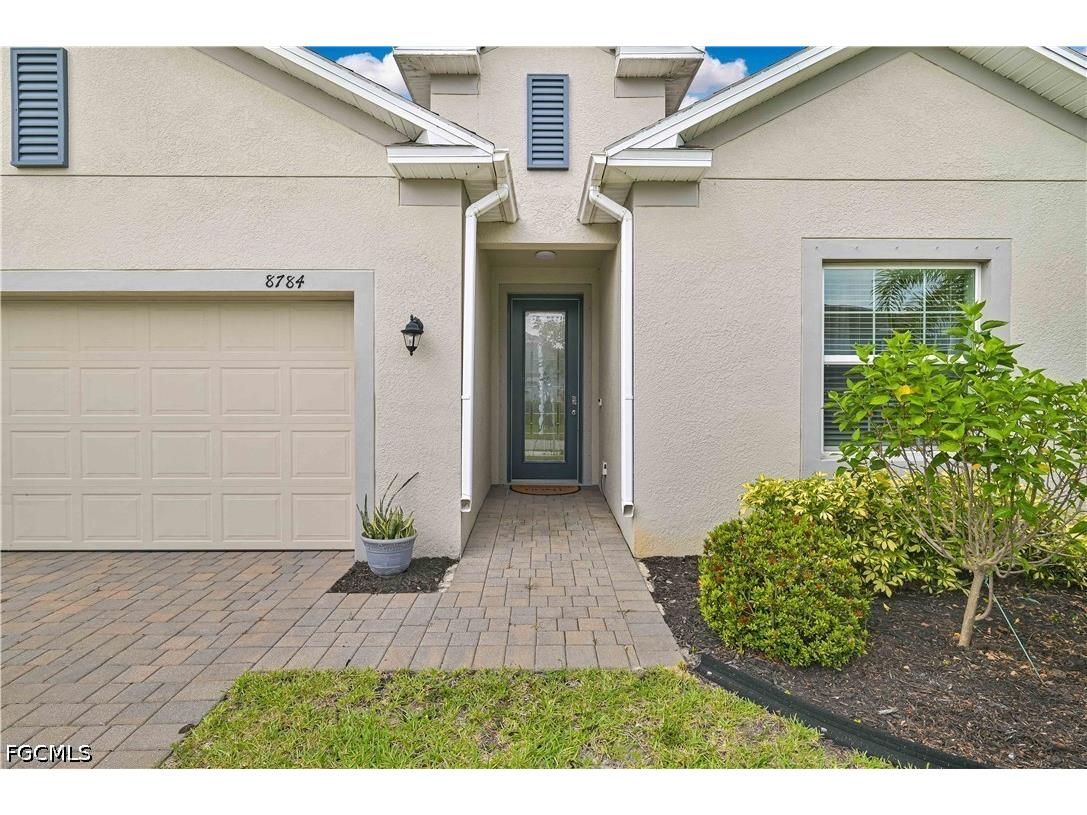 8784 Cascade Price Circle North Fort Myers FL 33917 2026025374 image2