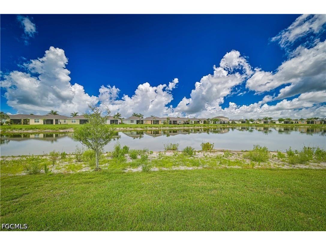 8784 Cascade Price Circle North Fort Myers FL 33917 2026025374 image8