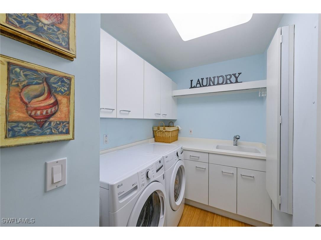 8787 Bay Colony Drive #1805 Naples FL 34108 225072955 image22