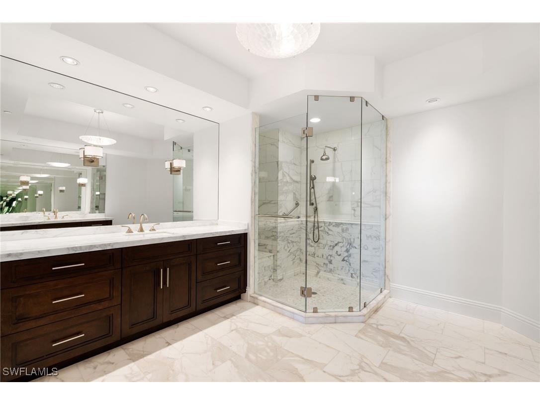 8787 Bay Colony Drive #2004/2005 Naples FL 34108 225078773 image12