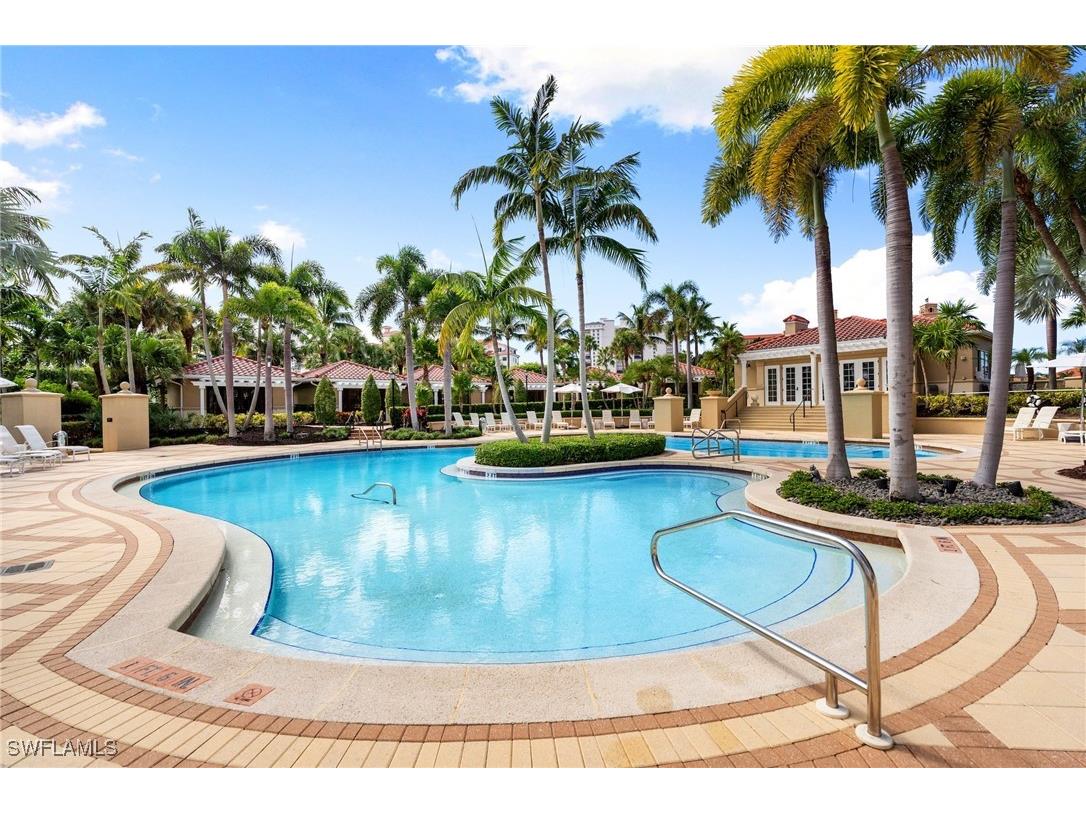 8787 Bay Colony Drive #2004/2005 Naples FL 34108 225078773 image15