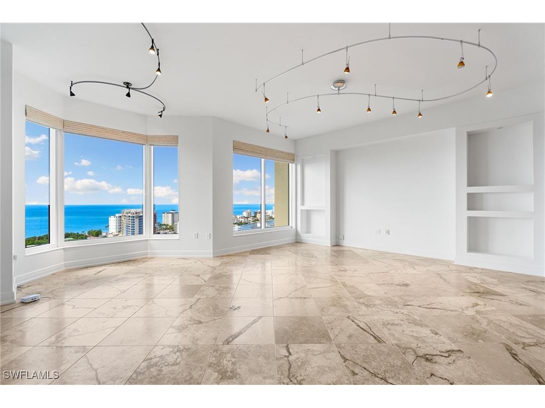 8787 Bay Colony Drive #2004/2005 Naples FL 34108 225078773 image9