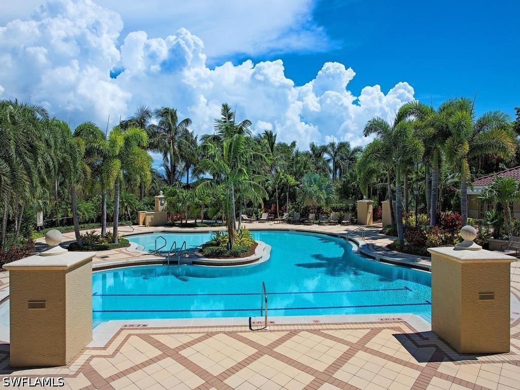 8787 Bay Colony Drive #302 Naples FL 34108 226024986 image17