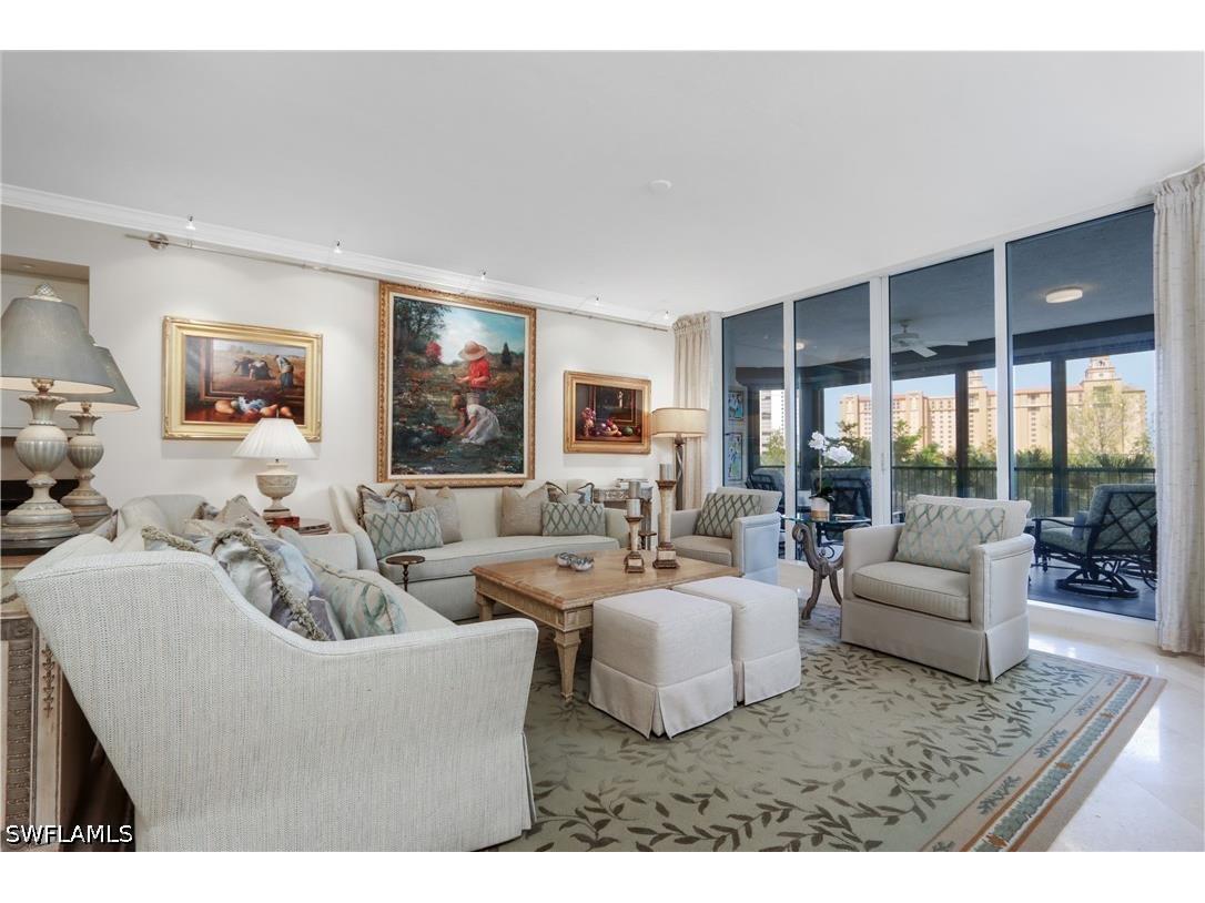 8787 Bay Colony Drive #305 Naples FL 34108 226015542 image3