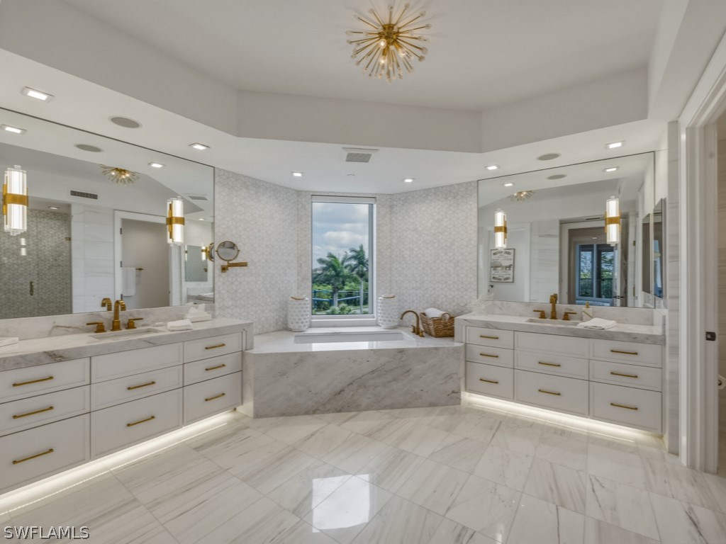 8787 Bay Colony Drive #306 Naples FL 34108 226009933 image21