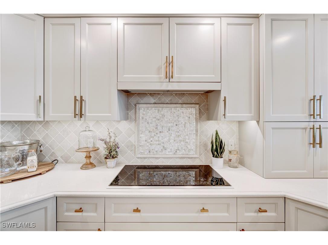 8787 Bay Colony Drive #704 Naples FL 34108 225049333 image19