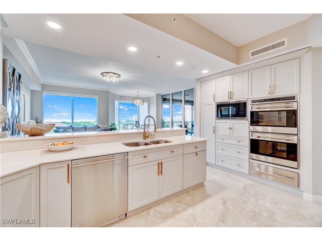 8787 Bay Colony Drive #704 Naples FL 34108 225049333 image21