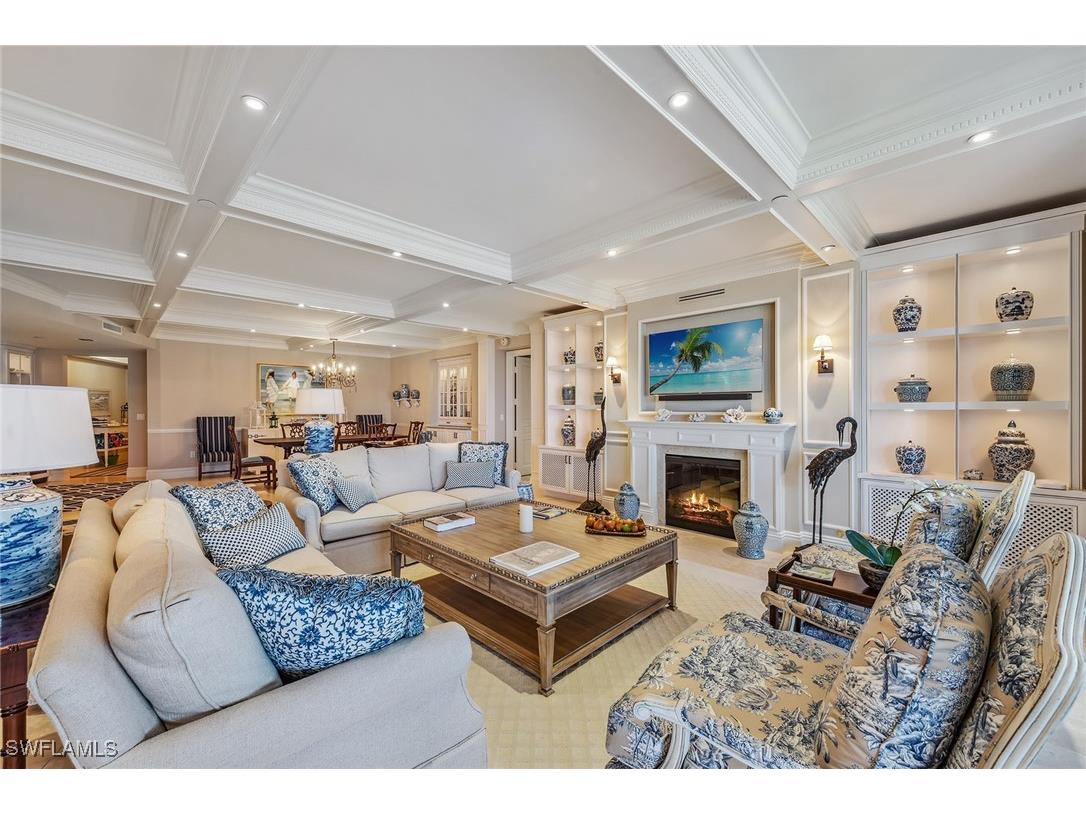 8787 Bay Colony Drive #903 Naples FL 34108 225017640 image2