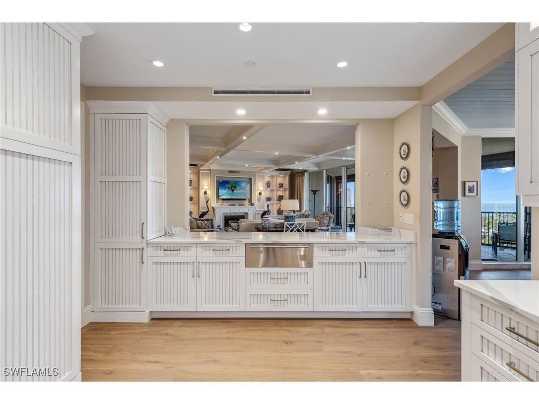 8787 Bay Colony Drive #903 Naples FL 34108 225017640 image8