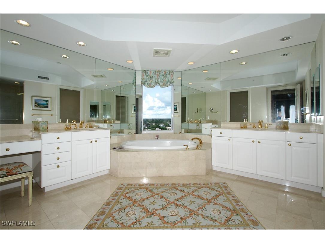 8787 Bay Colony Drive #906 Naples FL 34108 226003102 image16