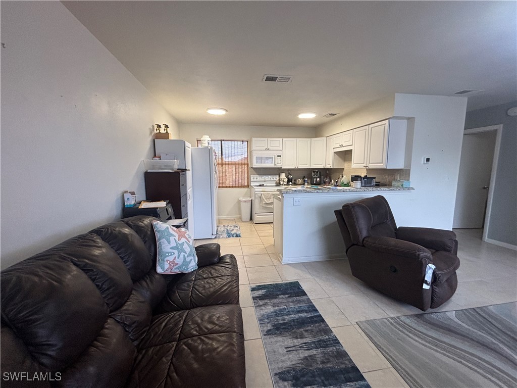 879 SE 46th Lane #8 Cape Coral FL 33904 225060945 image11