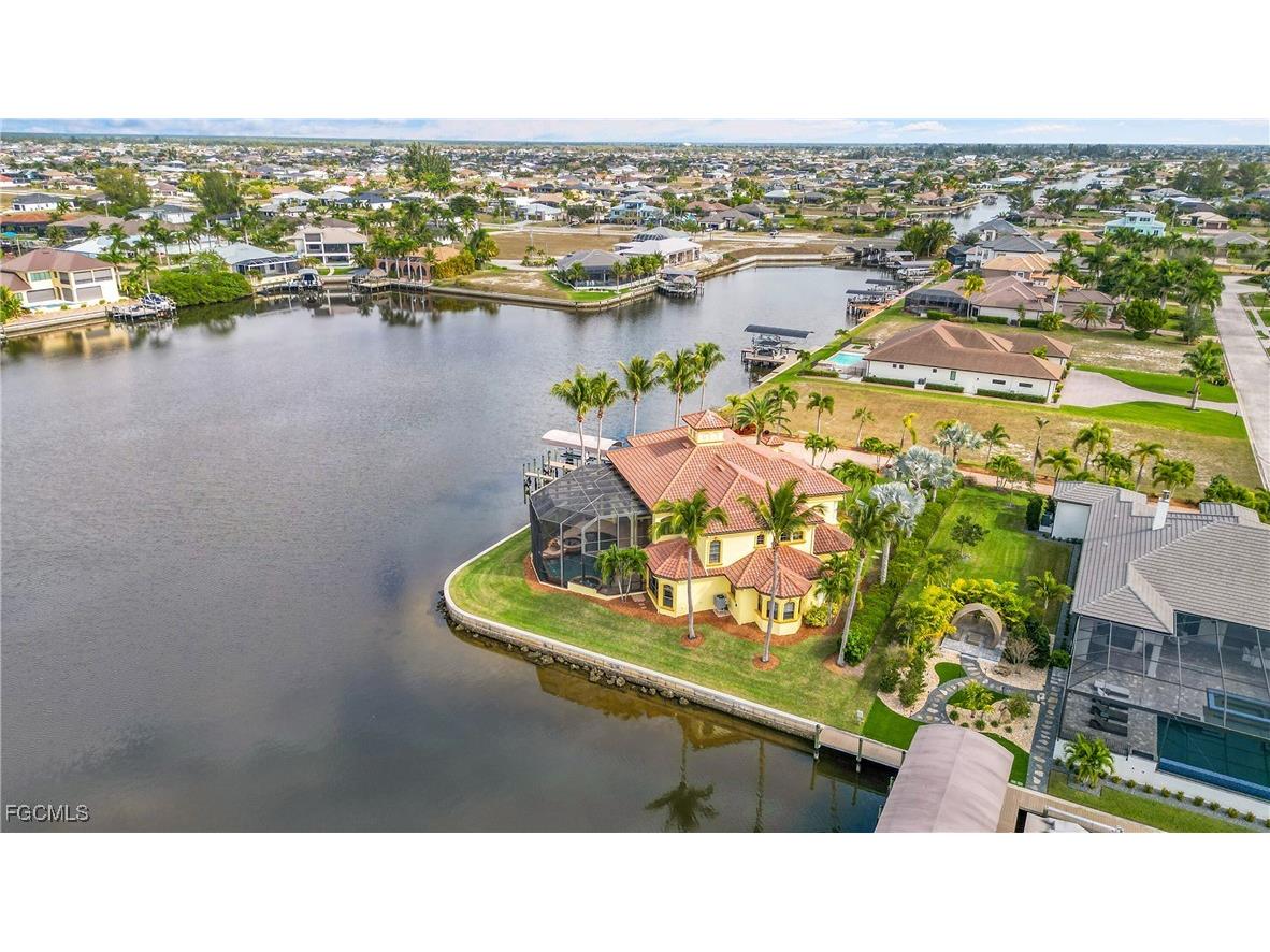 879 W Cape Estates Circle Cape Coral FL 33993 2026002412 image35