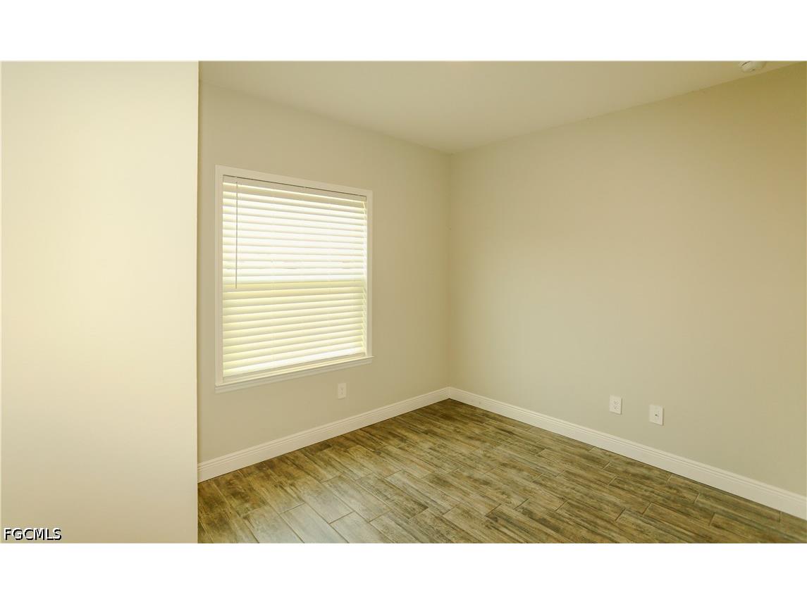 8792 Cascade Price Circle North Fort Myers FL 33917 2026017179 image16