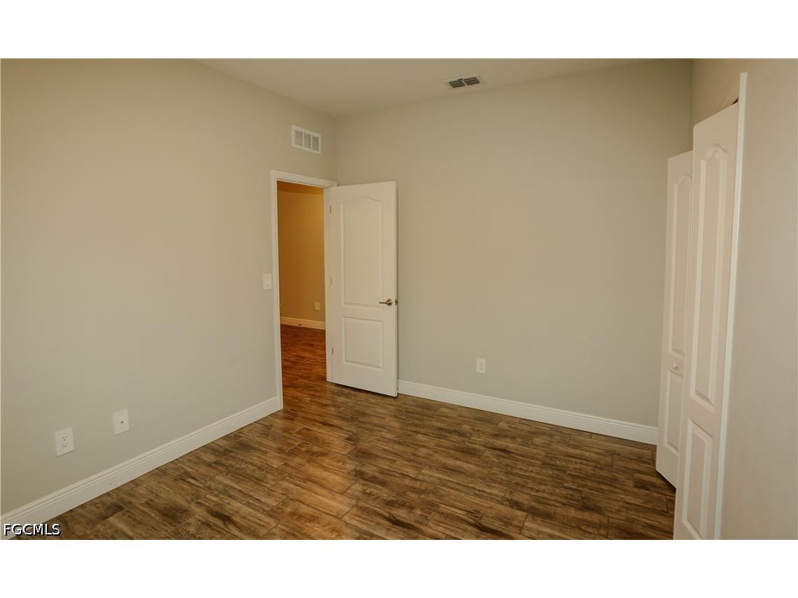 8792 Cascade Price Circle North Fort Myers FL 33917 2026017179 image19