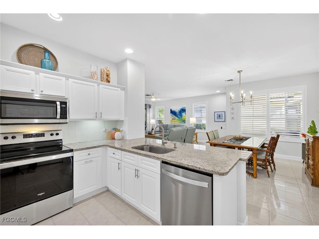 8793 Middlebrook Drive Fort Myers FL 33908 2025005447 image16