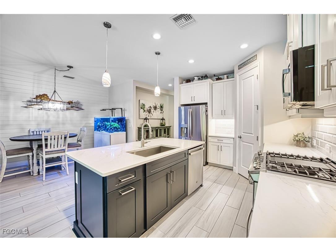 8794 Pigeon Key Fort Myers FL 33908 2025026130 image8