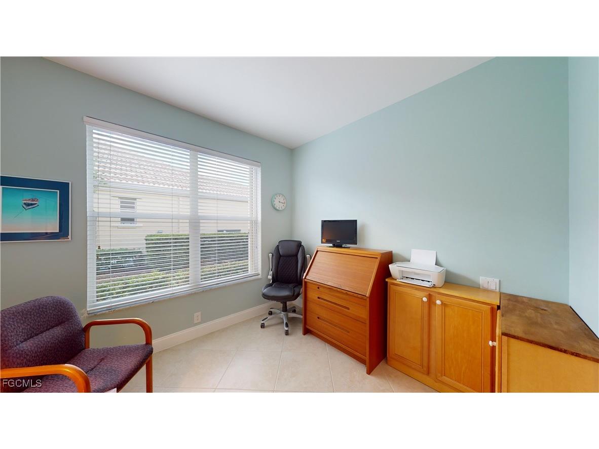 8797 E Bay Circle Fort Myers FL 33908 2025008461 image15