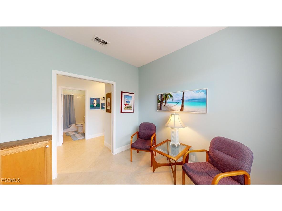 8797 E Bay Circle Fort Myers FL 33908 2025008461 image16