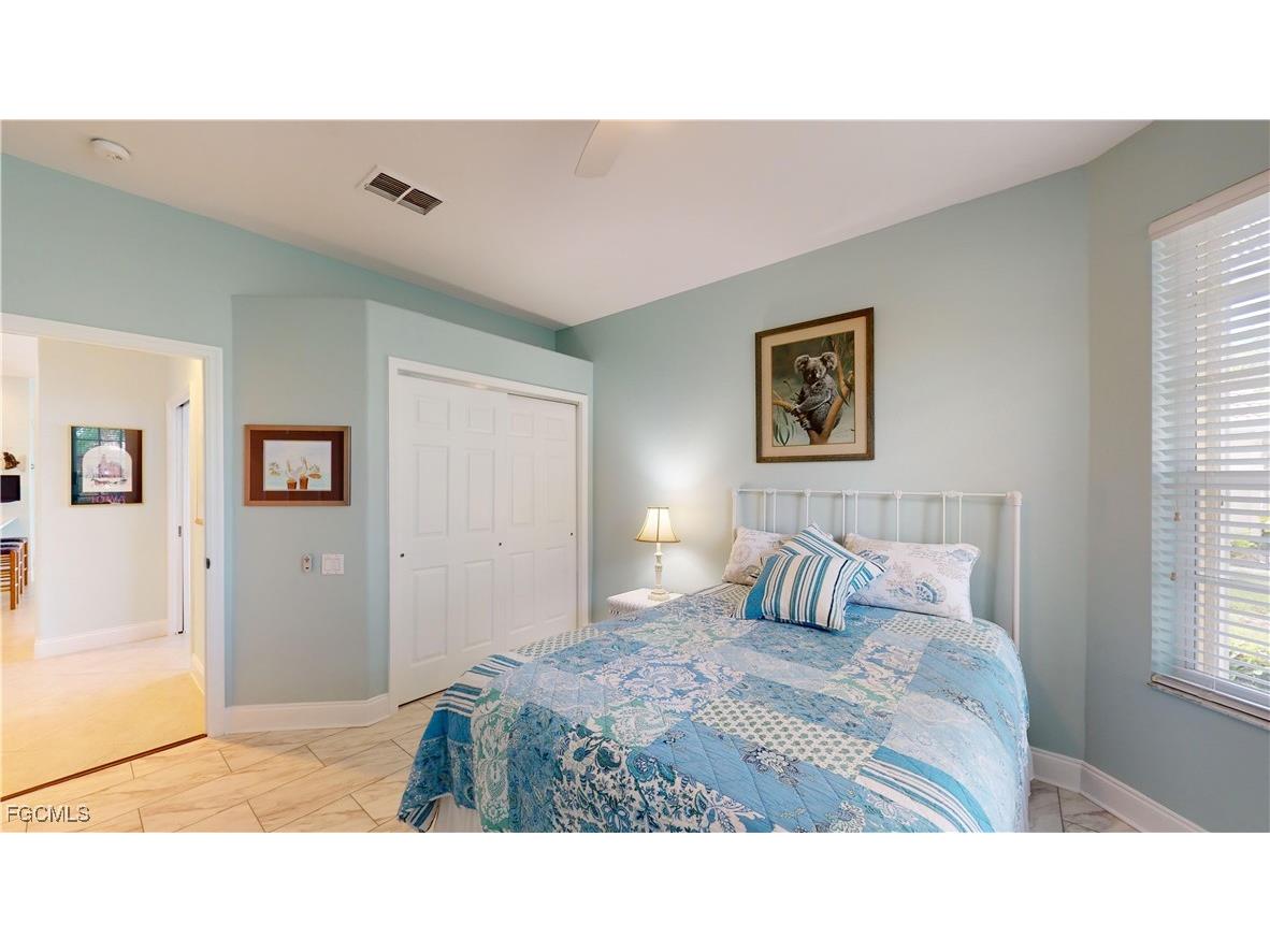 8797 E Bay Circle Fort Myers FL 33908 2025008461 image21