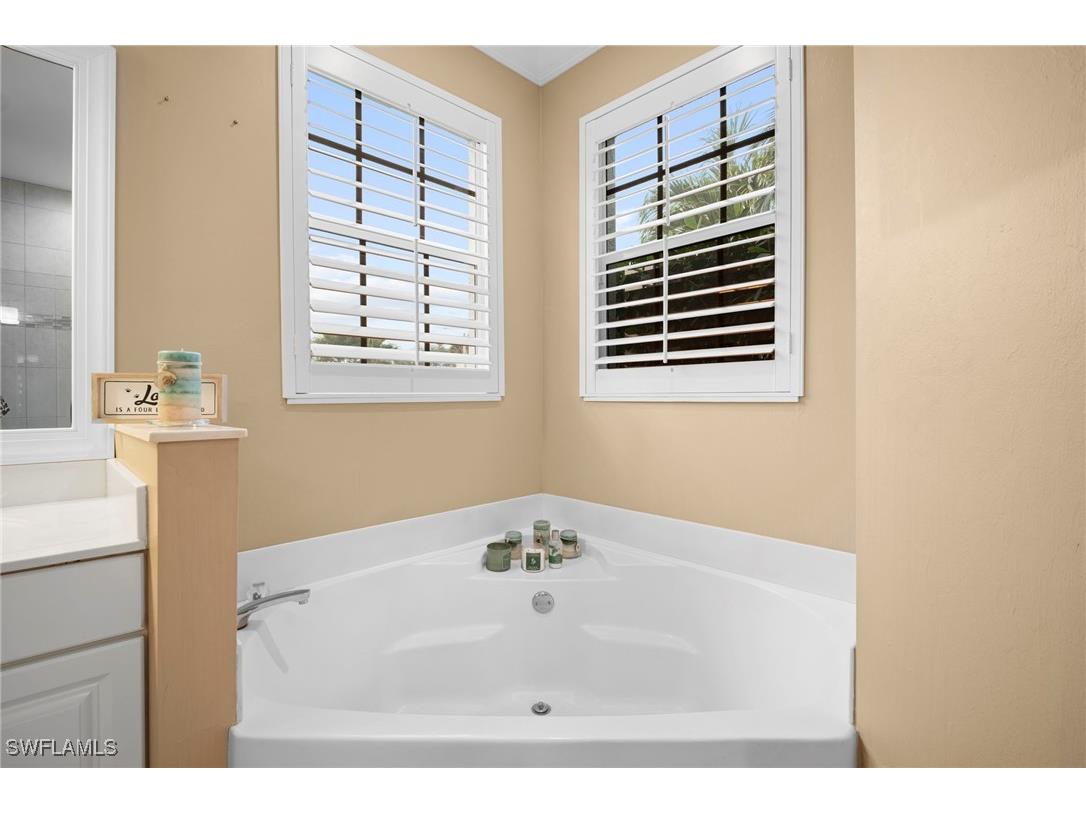 88 Burnt Pine Drive Naples FL 34119 226003988 image33
