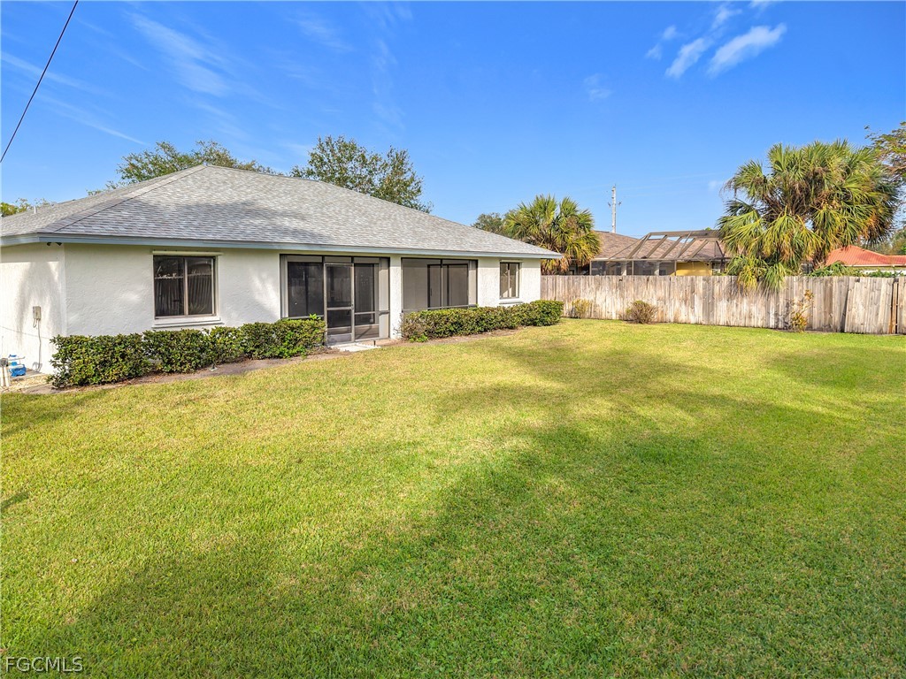 88 Erie Drive Naples FL 34110 2026012553 image29