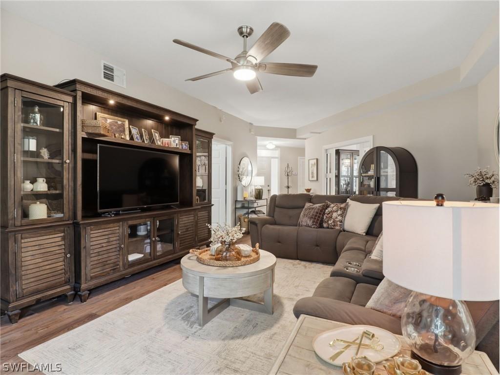 88 Silver Oaks Circle #4-101 Naples FL 34119 226012072 image6