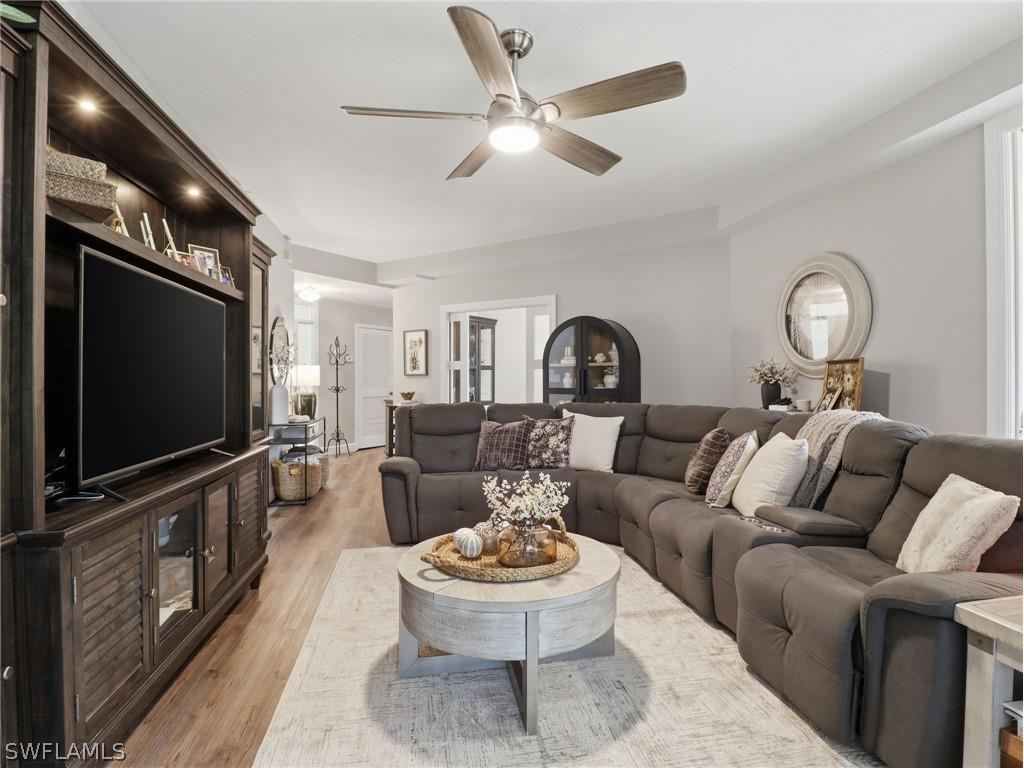 88 Silver Oaks Circle #4-101 Naples FL 34119 226012072 image7