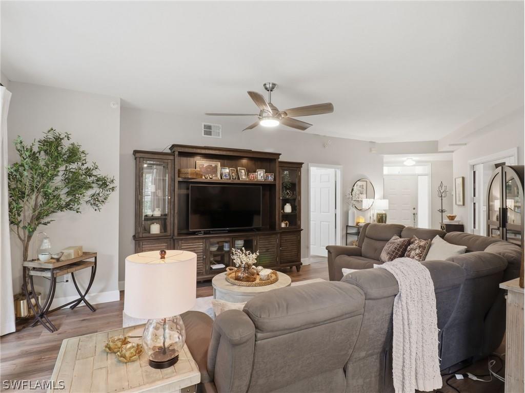 88 Silver Oaks Circle #4-101 Naples FL 34119 226012072 image8