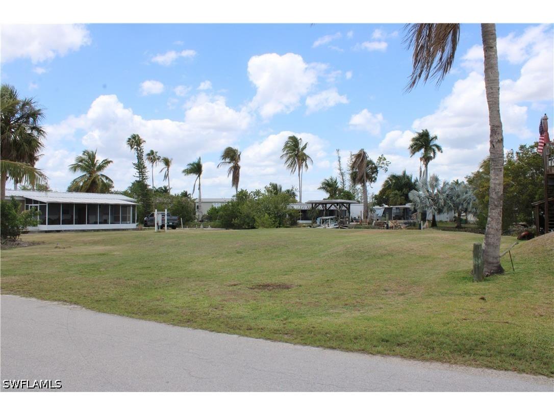 88 W Flamingo Drive Other FL 34141 226016884 image7
