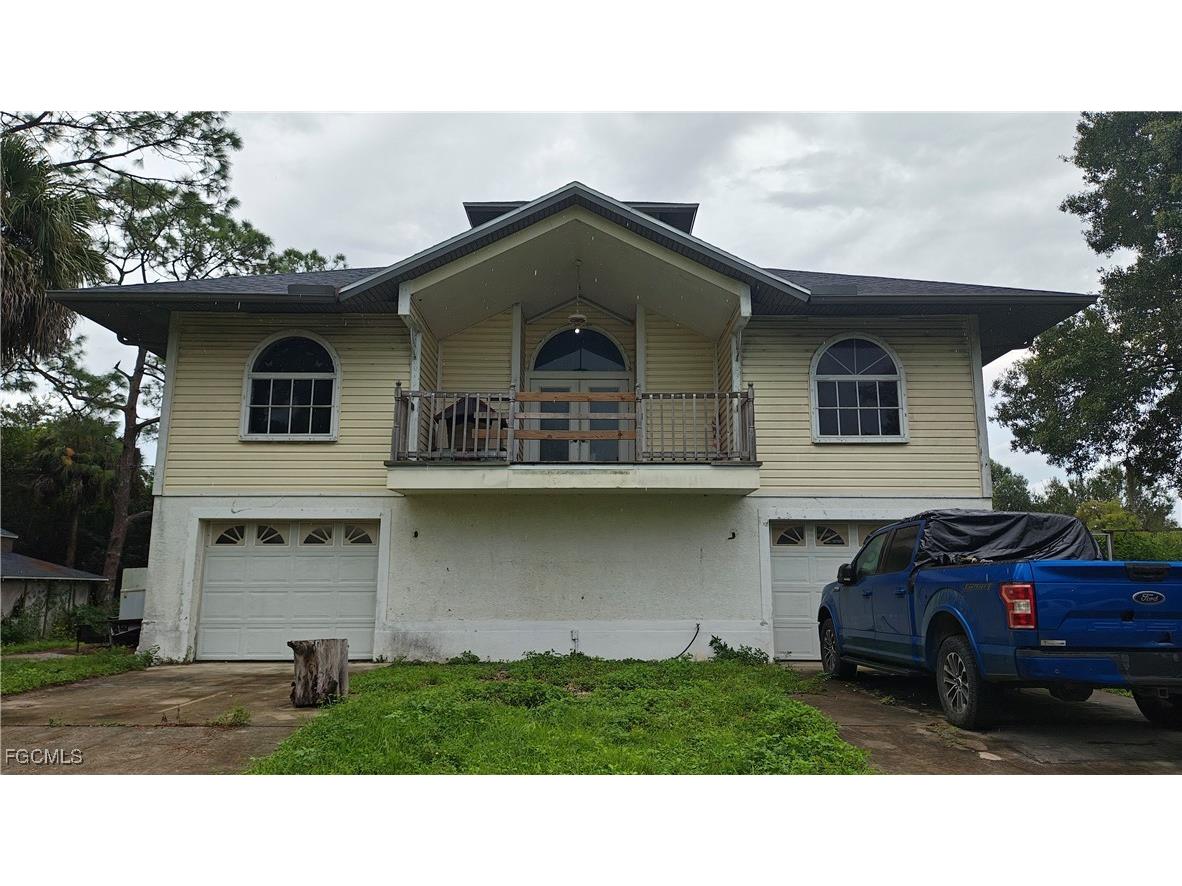 880 18th Street NE Naples FL 34120 225044732 image1