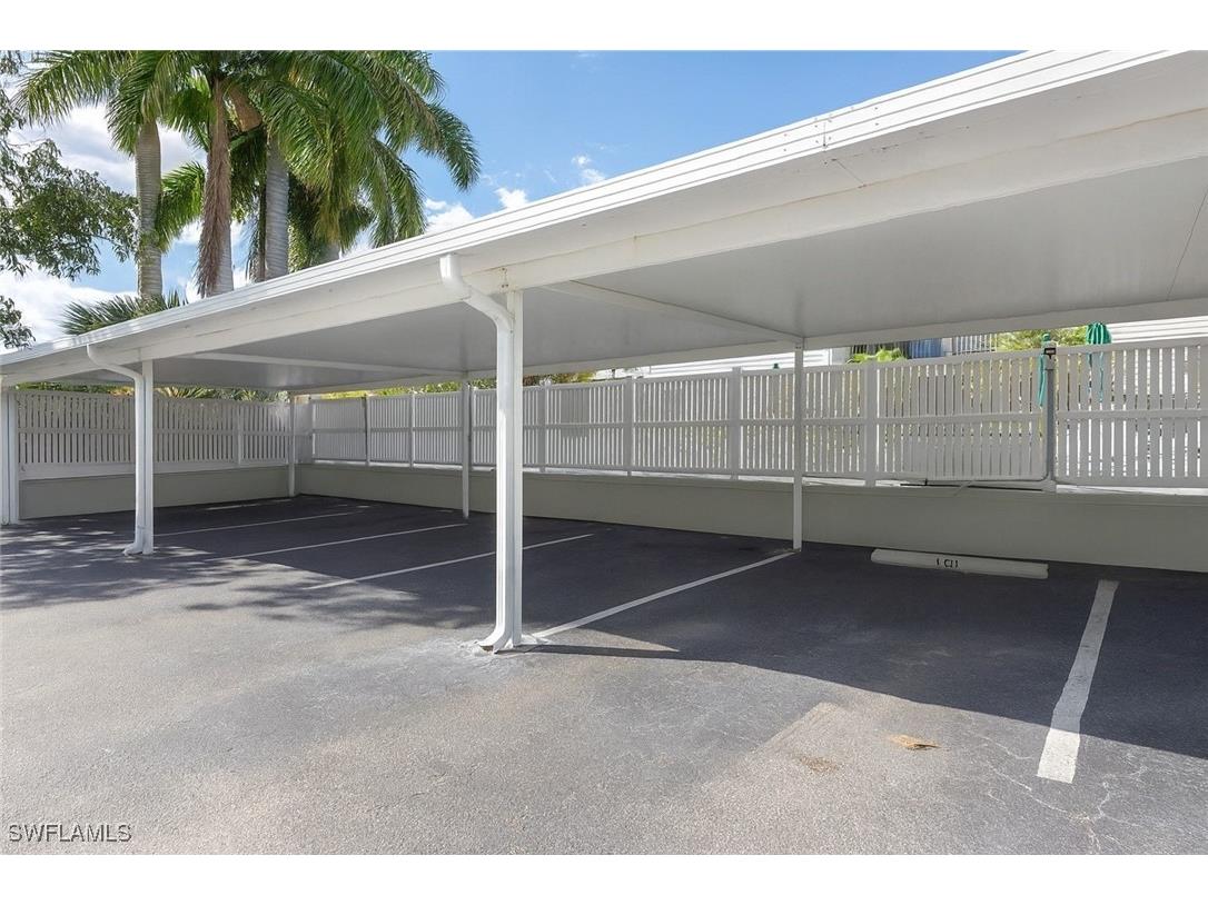 880 8th Avenue S #202 Naples FL 34102 225069473 image40