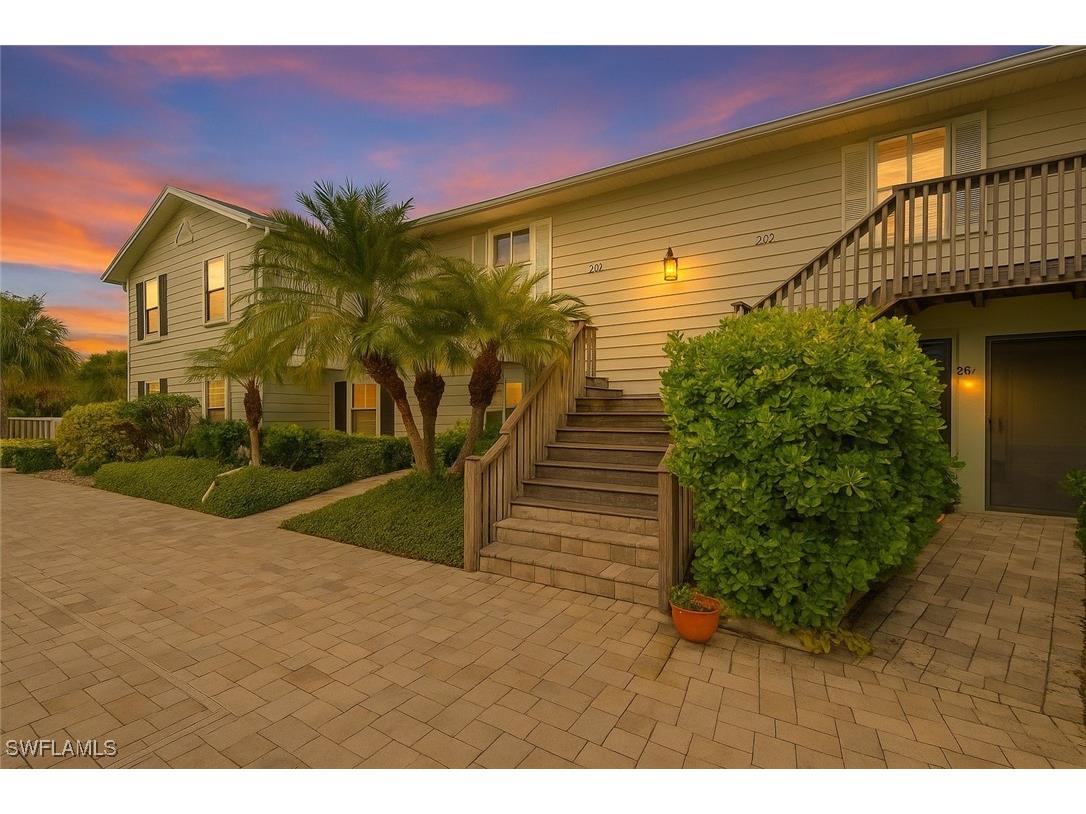 880 8th Avenue S #202 Naples FL 34102 225069473 image8