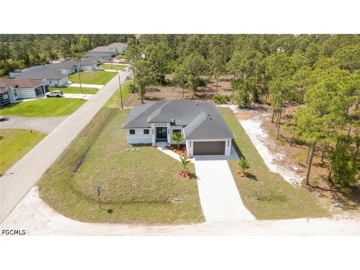 880 Aldrich Street E Lehigh Acres FL 33974 2026018864 image2