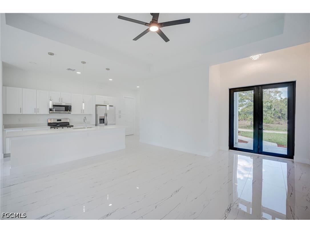 880 Aldrich Street E Lehigh Acres FL 33974 2026018864 image4