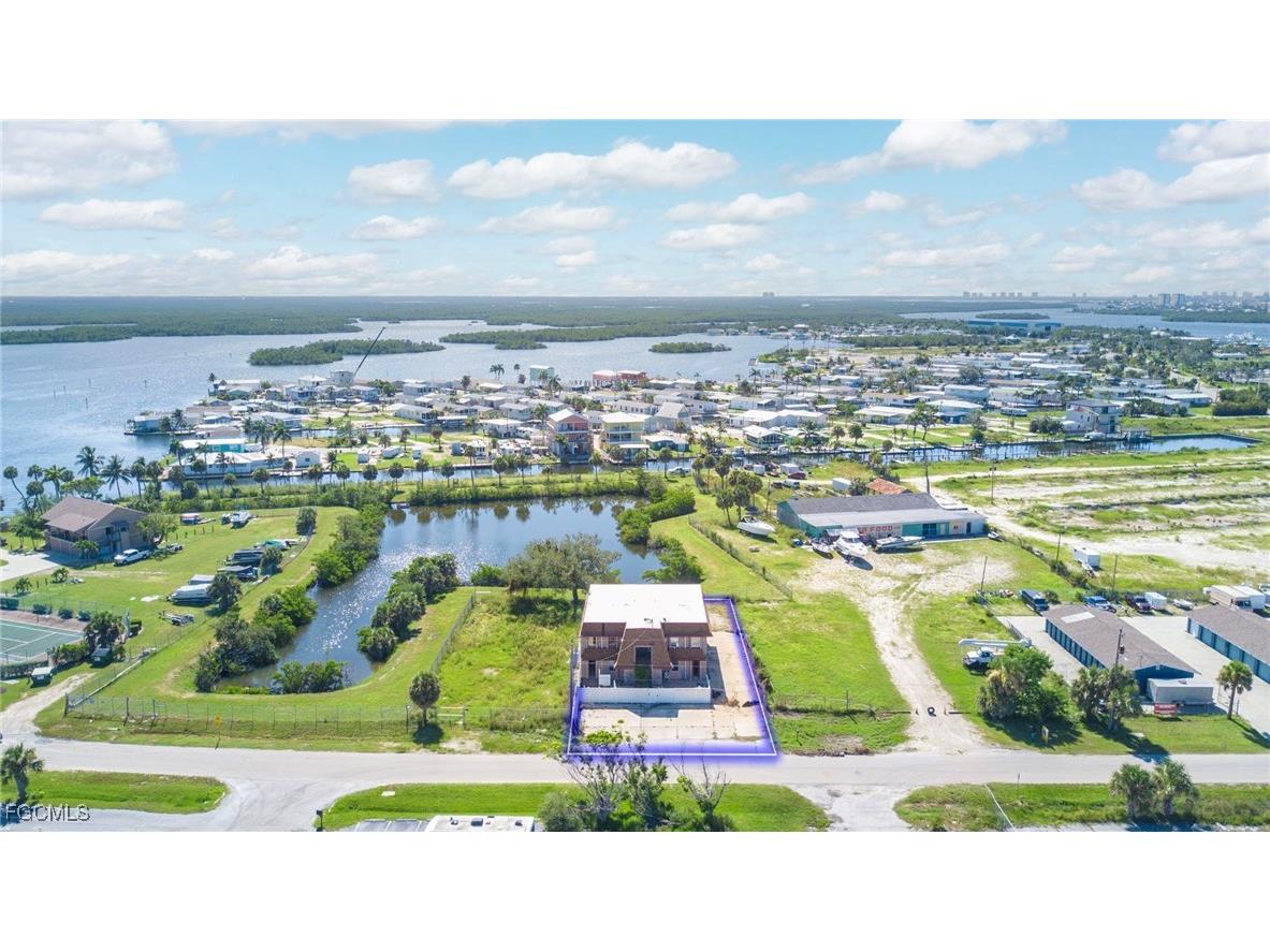 880 Buttonwood Drive #A-E Fort Myers Beach FL 33931 2025006187 image1