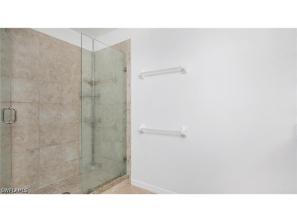 880 Hampton Circle Naples FL 34105 226019932 image24