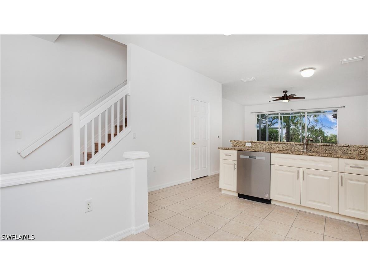 880 Hampton Circle Naples FL 34105 226019932 image4
