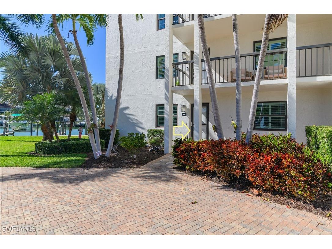 880 Huron Court #101 Marco Island FL 34145 226000996 image26